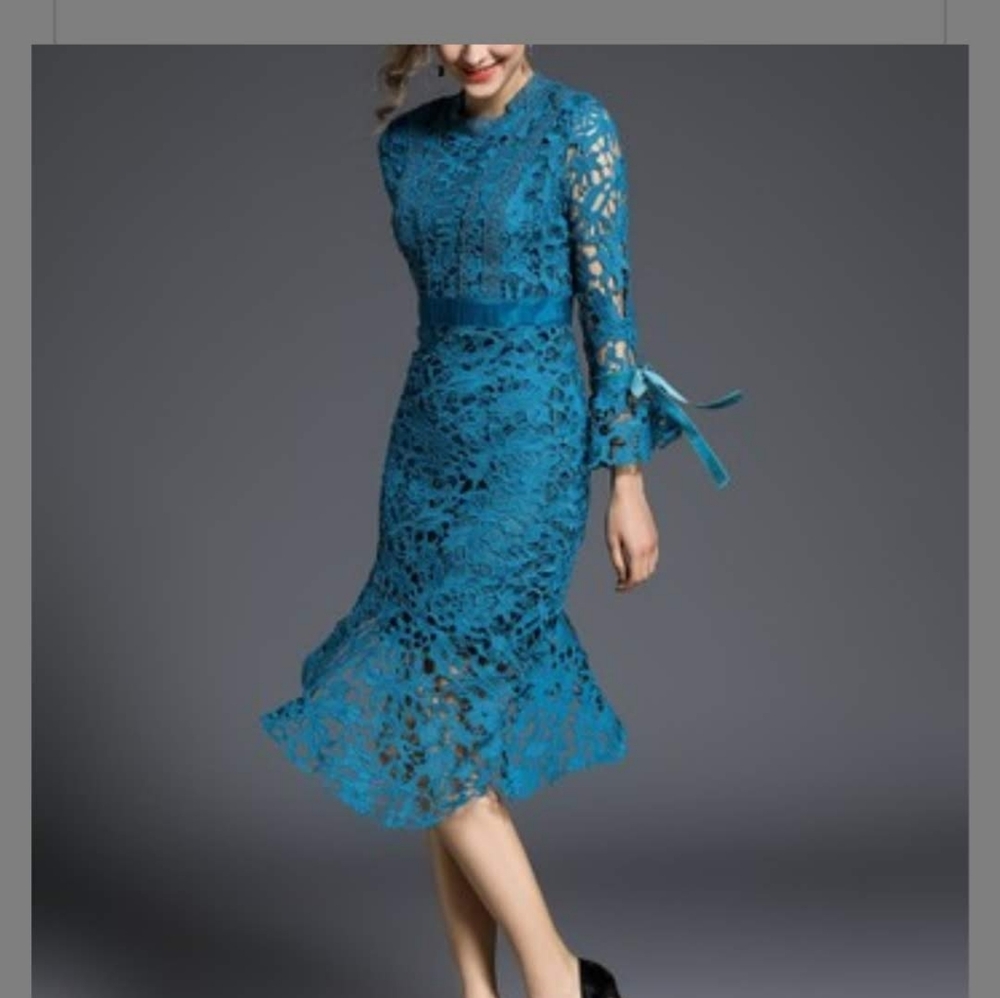 Lace dress